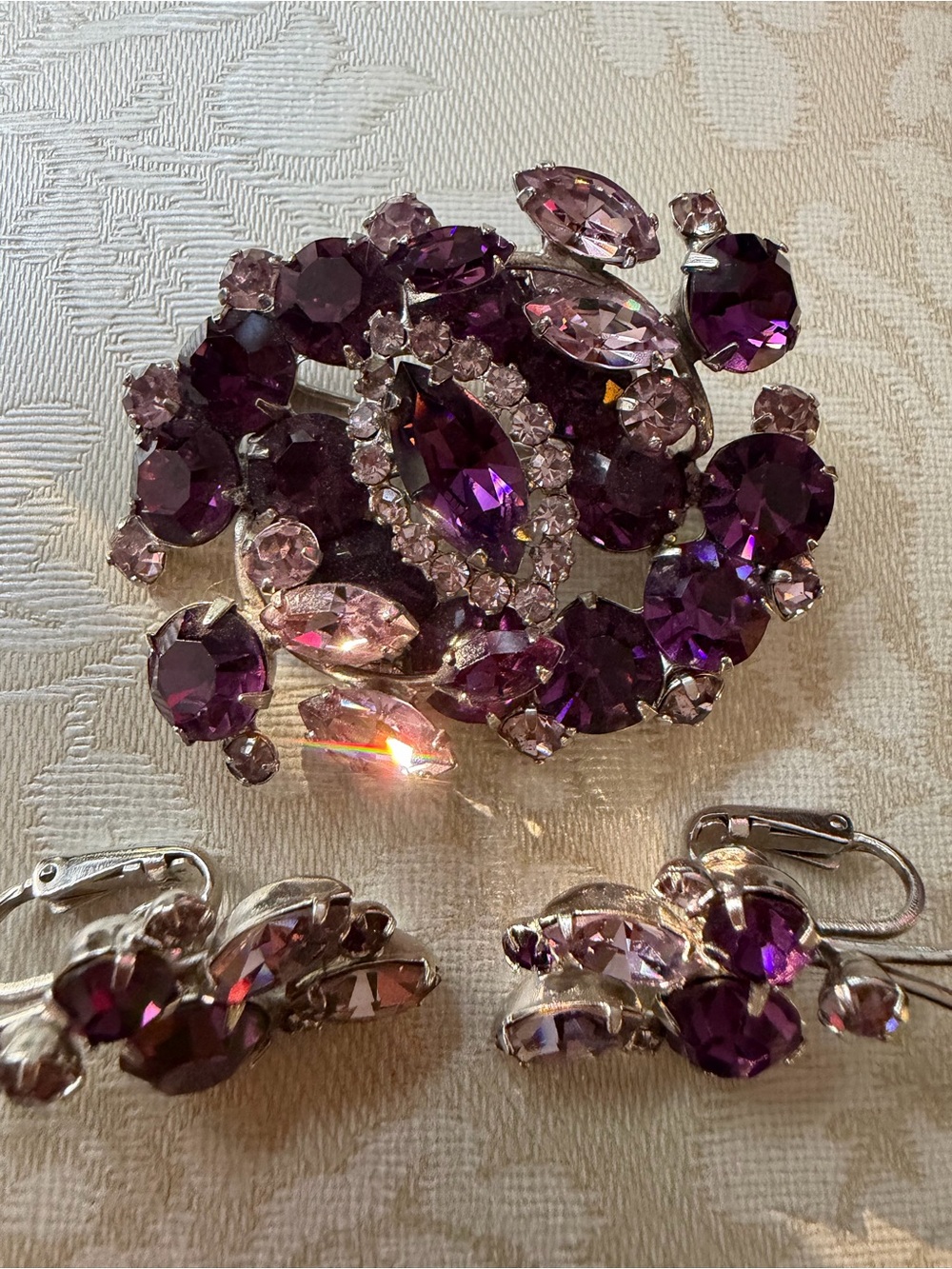 Vtg Keyes Purple Lavender Crystal Brooch set